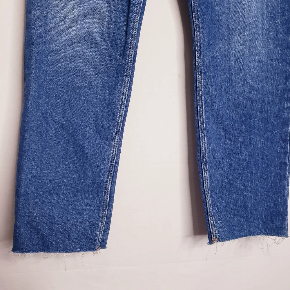 Old Navy Women's Straight Leg Jeans - Blue - Picture 4 of 10